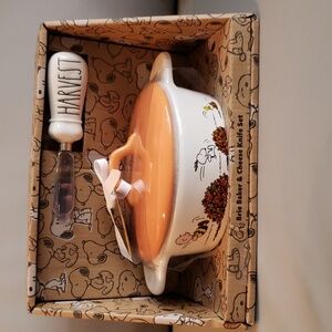 Rae Dunn Fall themed Peanuts Harvest Brie Baker and Cheese Knife set NWT